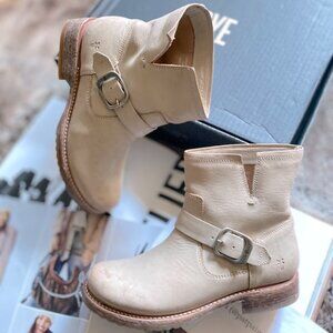 Frye Veronica Bootie